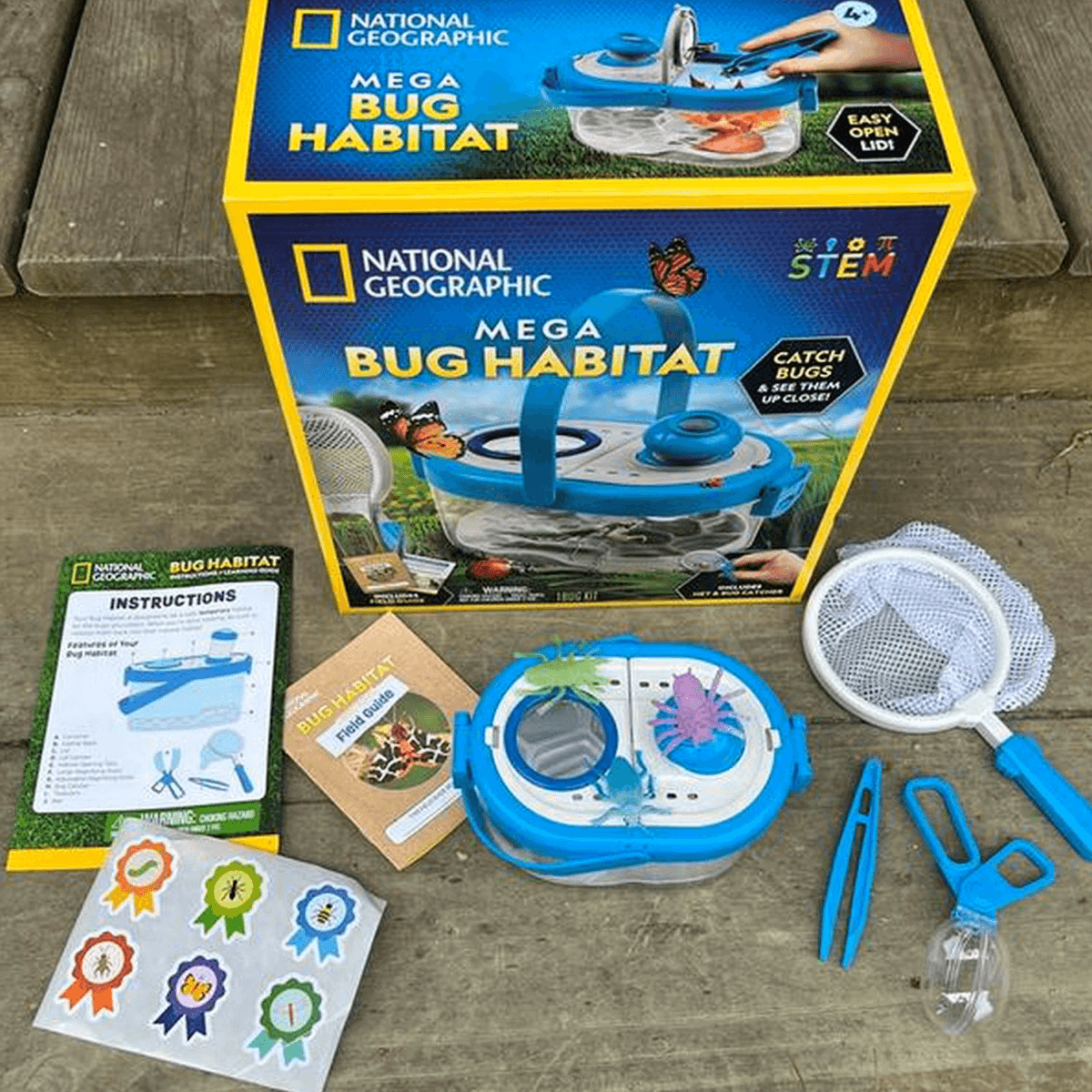 All unboxed parts of the National Geographic Mega Bug Habitat laid out