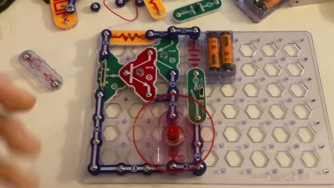 Snap Circuits fan circuit with spinning motor